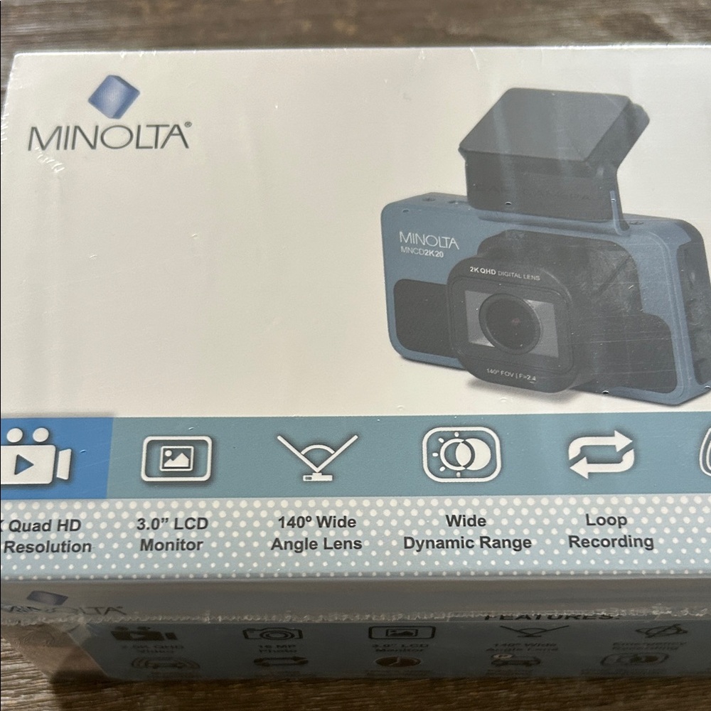 Minolta Dash Cam with LCD Monitor
